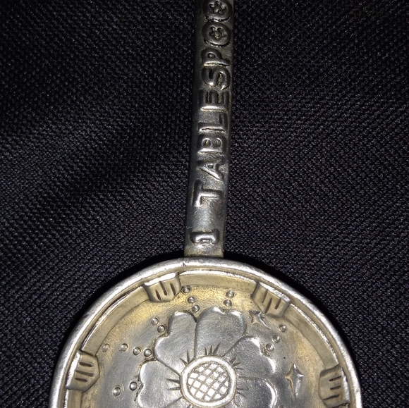 Ganz Vintage pewter measuring spoons in butterfly motif - Picture 12 of 12